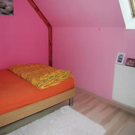 Apartamento Three-bedroom In *